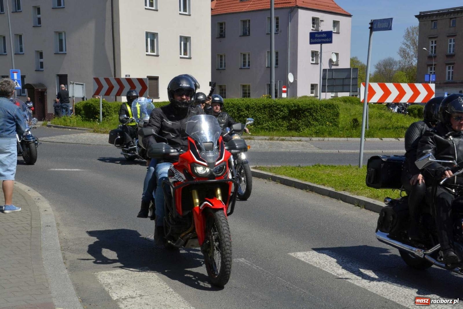 Zdjęcie w galerii na portalu naszraciborz.pl: Raciborska inauguracja sezonu motocyklowego wiadomości z regionu