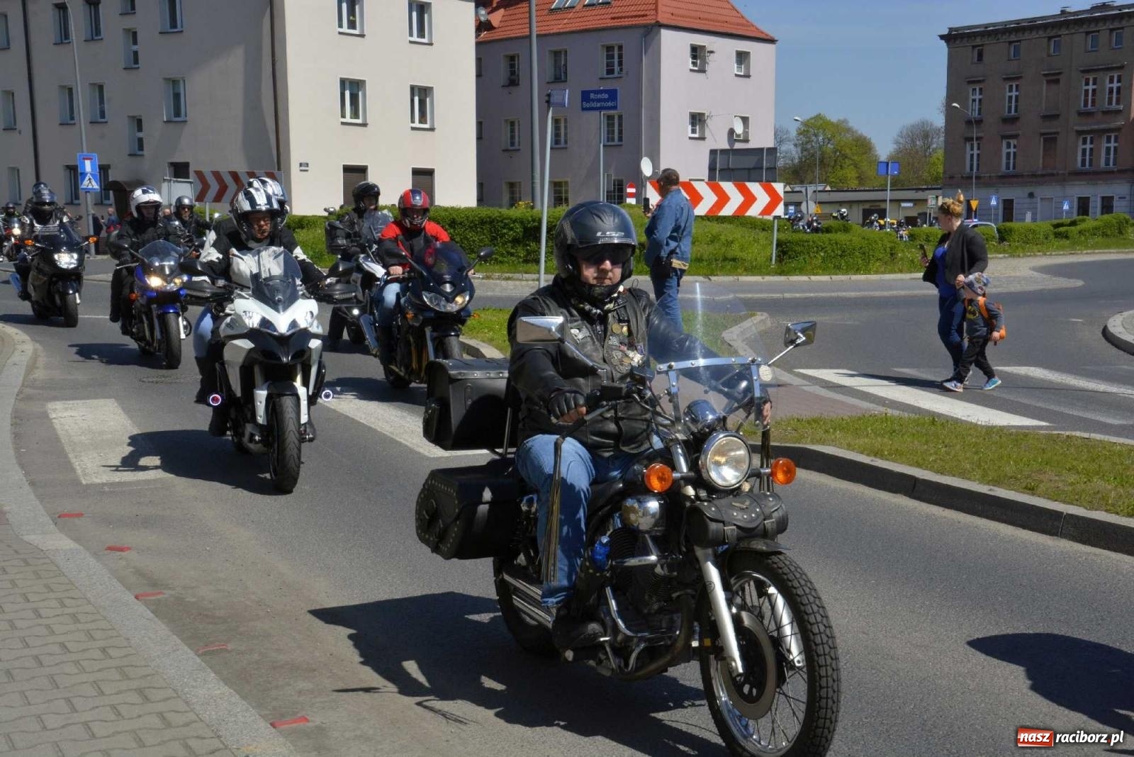 Zdjęcie w galerii na portalu naszraciborz.pl: Raciborska inauguracja sezonu motocyklowego wiadomości z regionu