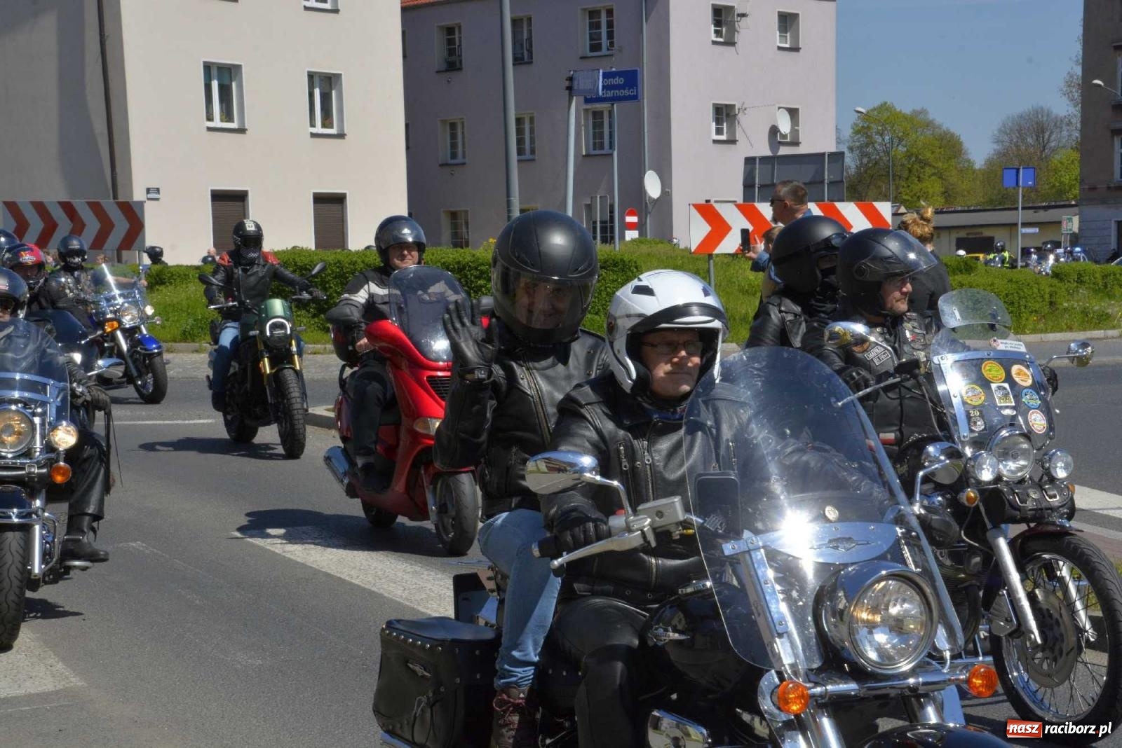 Zdjęcie w galerii na portalu naszraciborz.pl: Raciborska inauguracja sezonu motocyklowego wiadomości z regionu