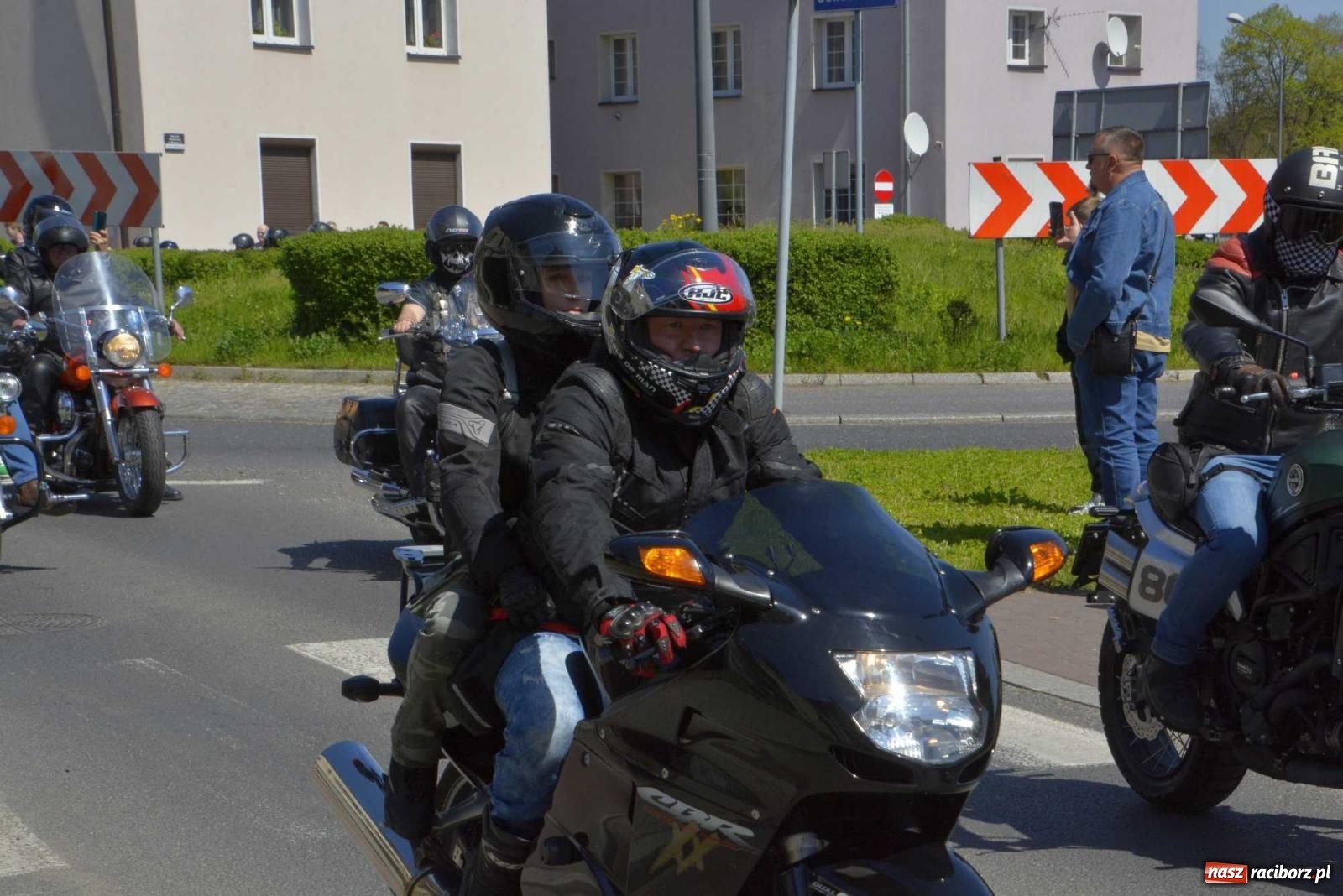 Zdjęcie w galerii na portalu naszraciborz.pl: Raciborska inauguracja sezonu motocyklowego wiadomości z regionu