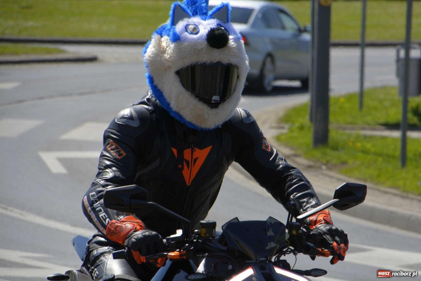 Zdjęcie w galerii na portalu naszraciborz.pl: Raciborska inauguracja sezonu motocyklowego wiadomości z regionu