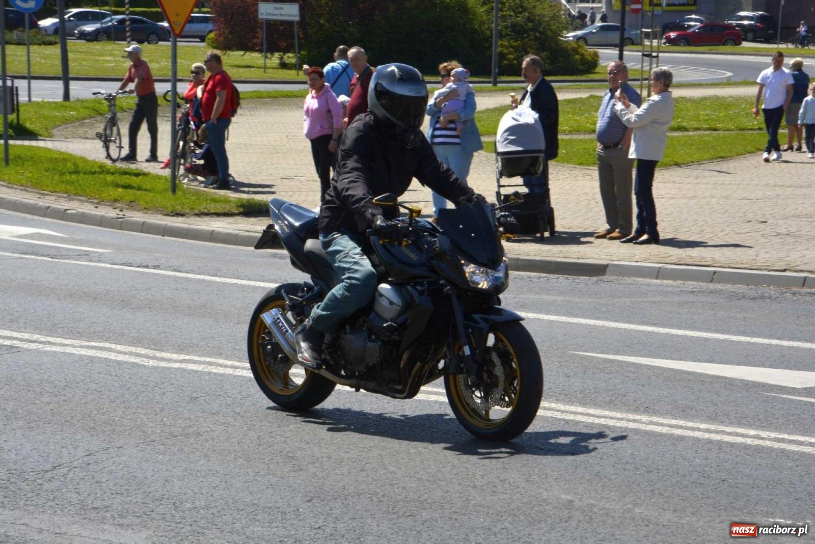 Zdjęcie w galerii na portalu naszraciborz.pl: Raciborska inauguracja sezonu motocyklowego wiadomości z regionu