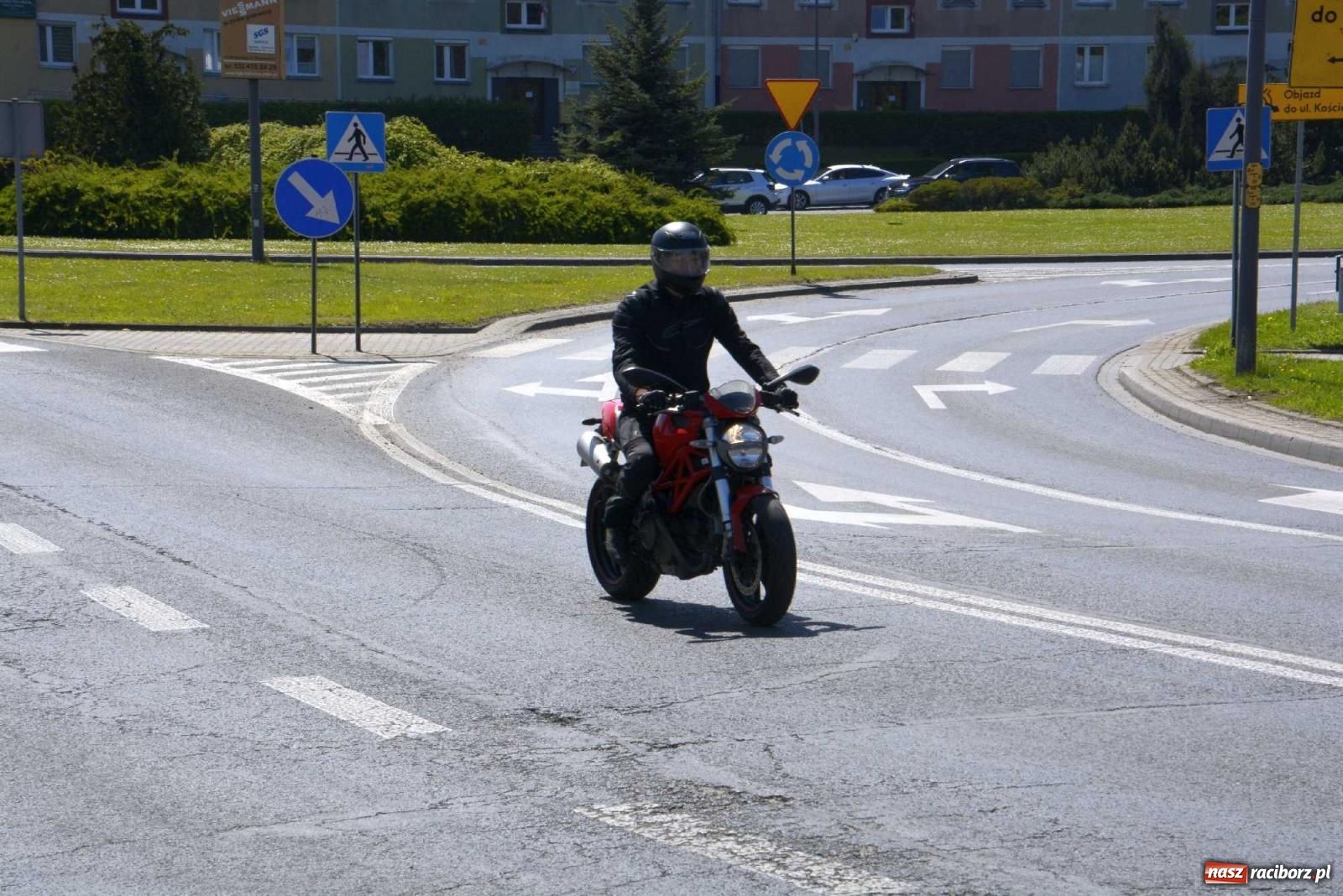 Zdjęcie w galerii na portalu naszraciborz.pl: Raciborska inauguracja sezonu motocyklowego wiadomości z regionu