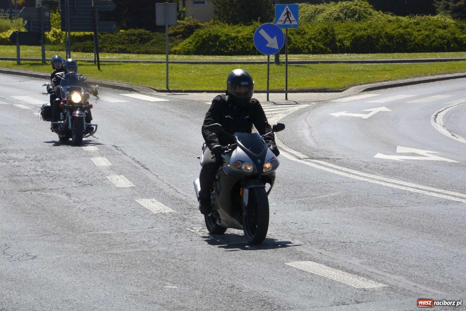 Zdjęcie w galerii na portalu naszraciborz.pl: Raciborska inauguracja sezonu motocyklowego wiadomości z regionu