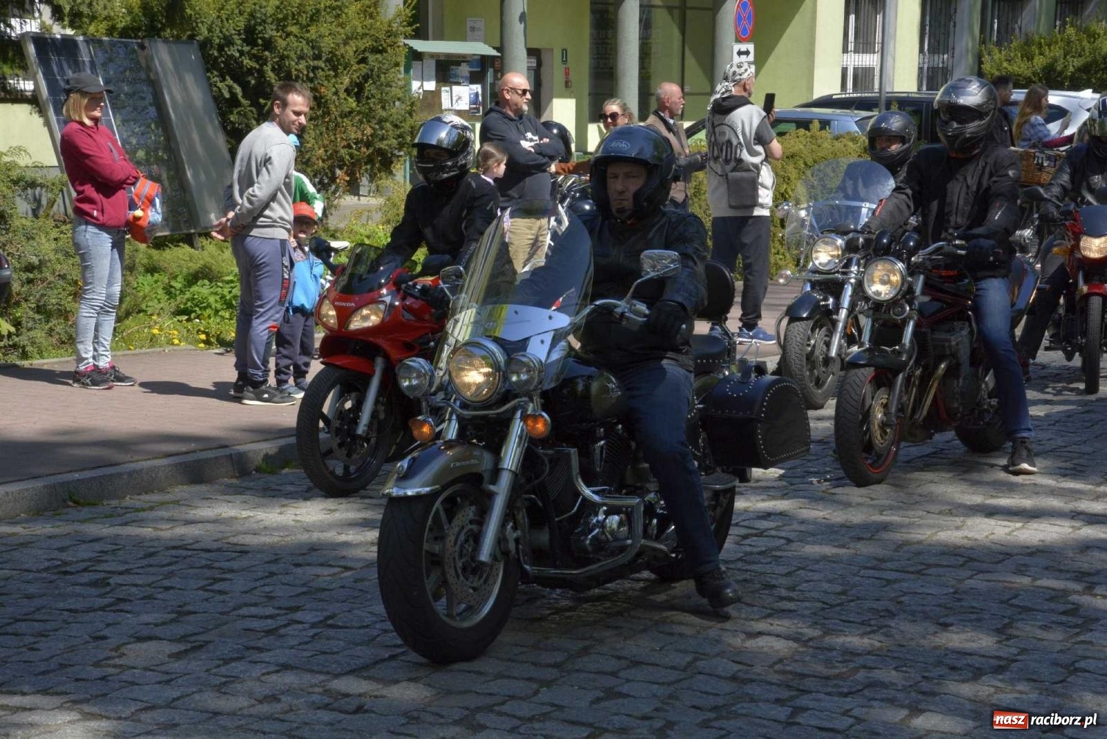 Zdjęcie w galerii na portalu naszraciborz.pl: Raciborska inauguracja sezonu motocyklowego wiadomości z regionu