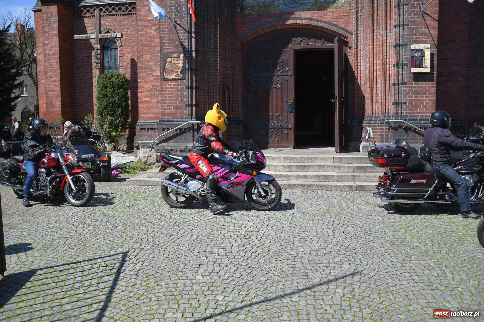 Zdjęcie w galerii na portalu naszraciborz.pl: Setki motocyklistów na ulicach Raciborza [FOTO] wiadomości z regionu
