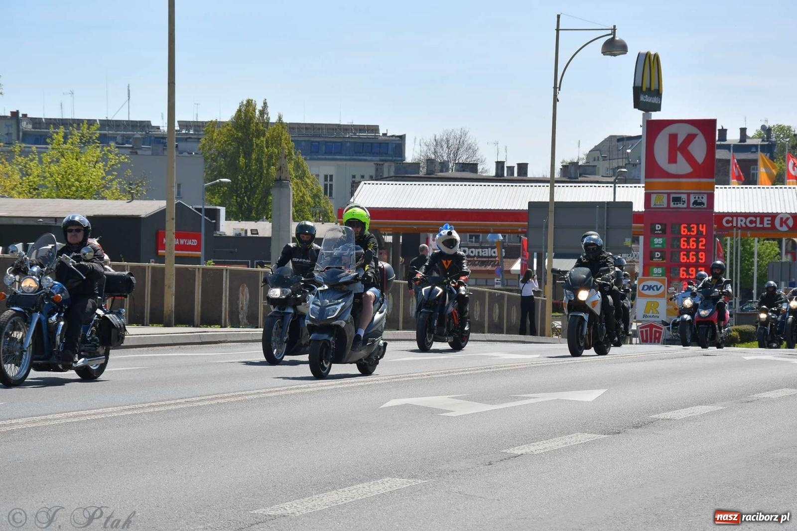 Zdjęcie w galerii na portalu naszraciborz.pl: Setki motocyklistów na ulicach Raciborza [FOTO] wiadomości z regionu