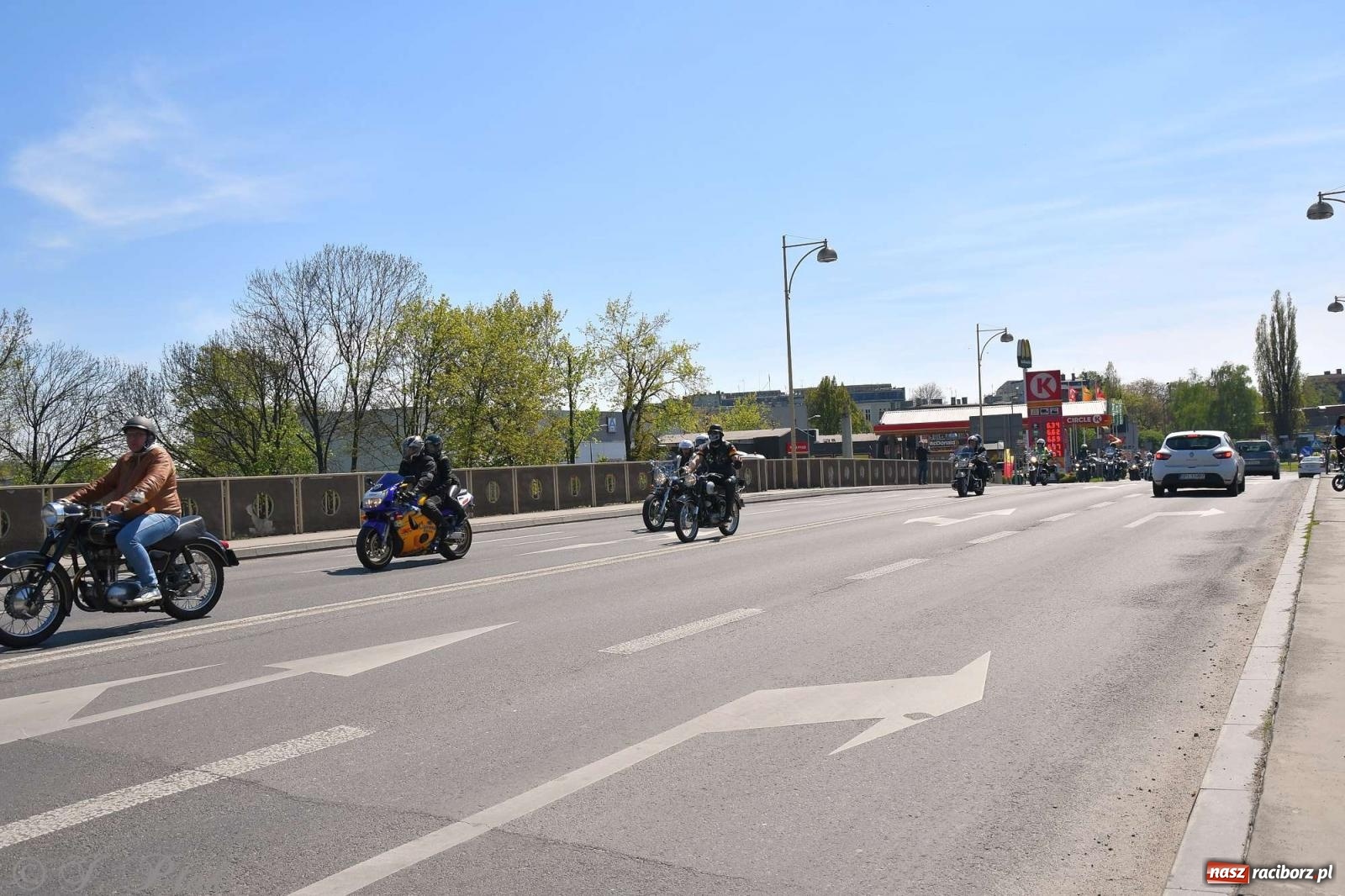 Zdjęcie w galerii na portalu naszraciborz.pl: Setki motocyklistów na ulicach Raciborza [FOTO] wiadomości z regionu