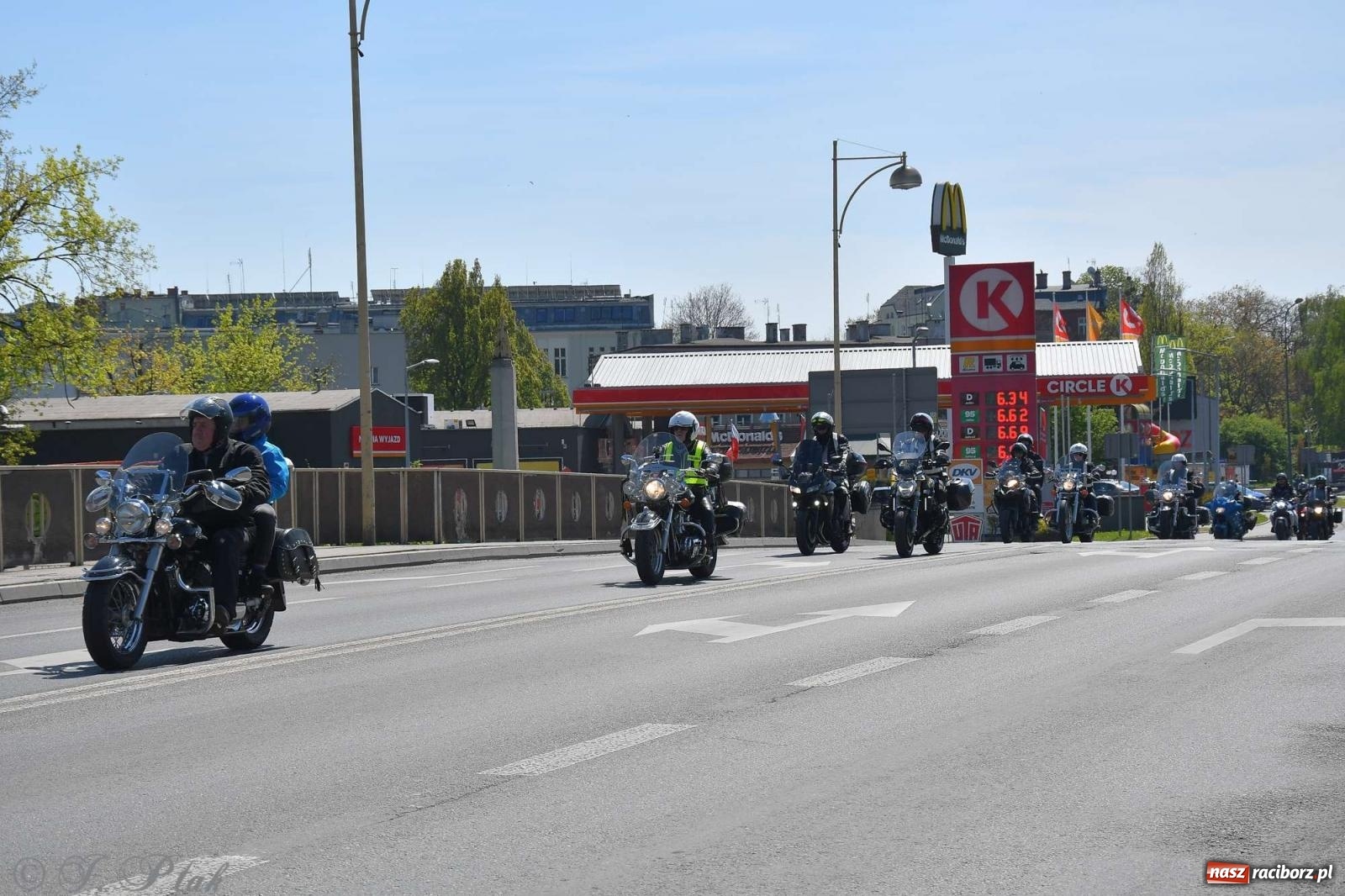 Zdjęcie w galerii na portalu naszraciborz.pl: Setki motocyklistów na ulicach Raciborza [FOTO] wiadomości z regionu