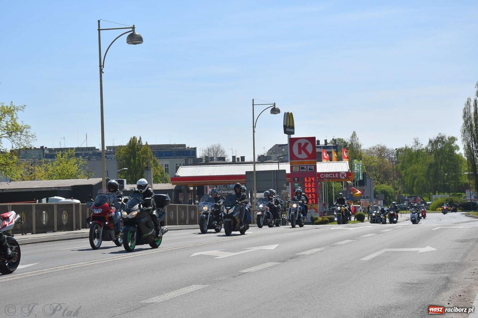 Zdjęcie w galerii na portalu naszraciborz.pl: Setki motocyklistów na ulicach Raciborza [FOTO] wiadomości z regionu