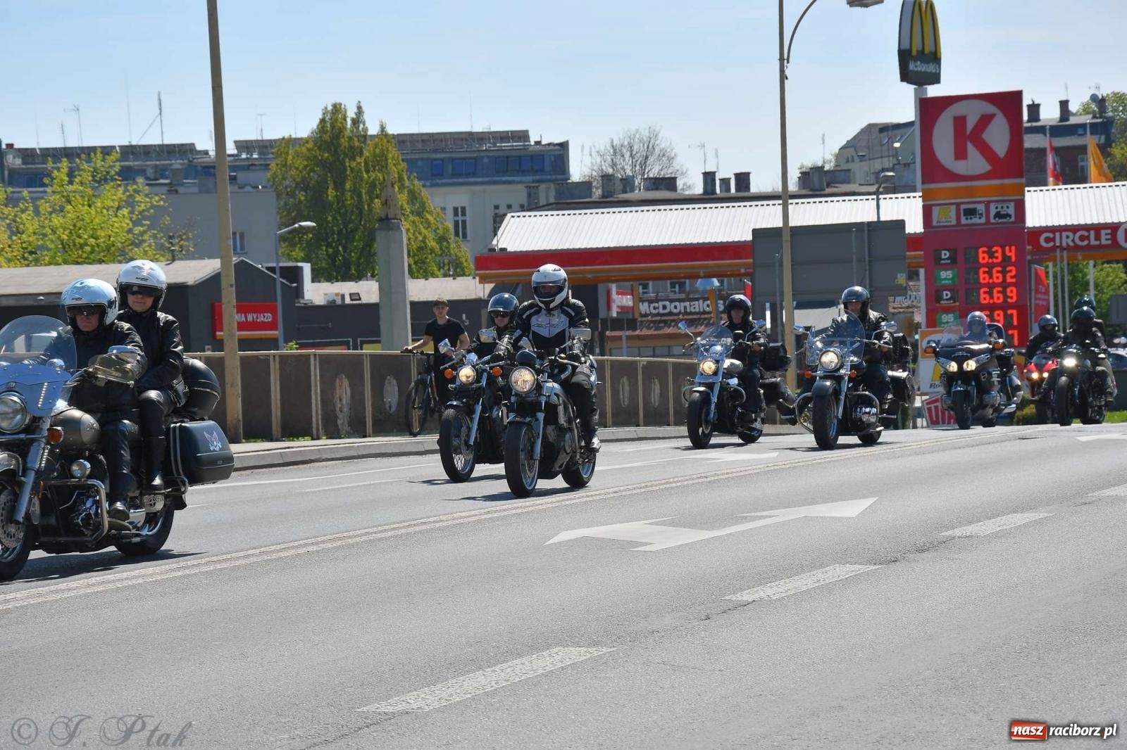 Zdjęcie w galerii na portalu naszraciborz.pl: Setki motocyklistów na ulicach Raciborza [FOTO] wiadomości z regionu