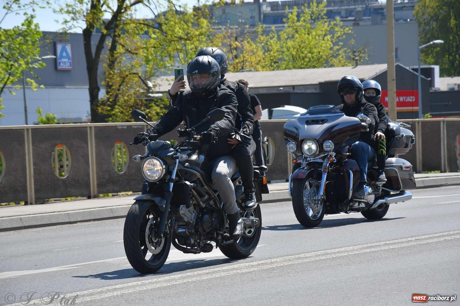 Zdjęcie w galerii na portalu naszraciborz.pl: Setki motocyklistów na ulicach Raciborza [FOTO] wiadomości z regionu