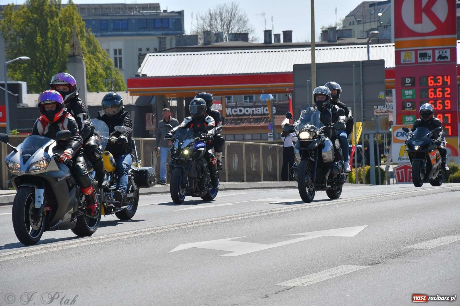 Zdjęcie w galerii na portalu naszraciborz.pl: Setki motocyklistów na ulicach Raciborza [FOTO] wiadomości z regionu