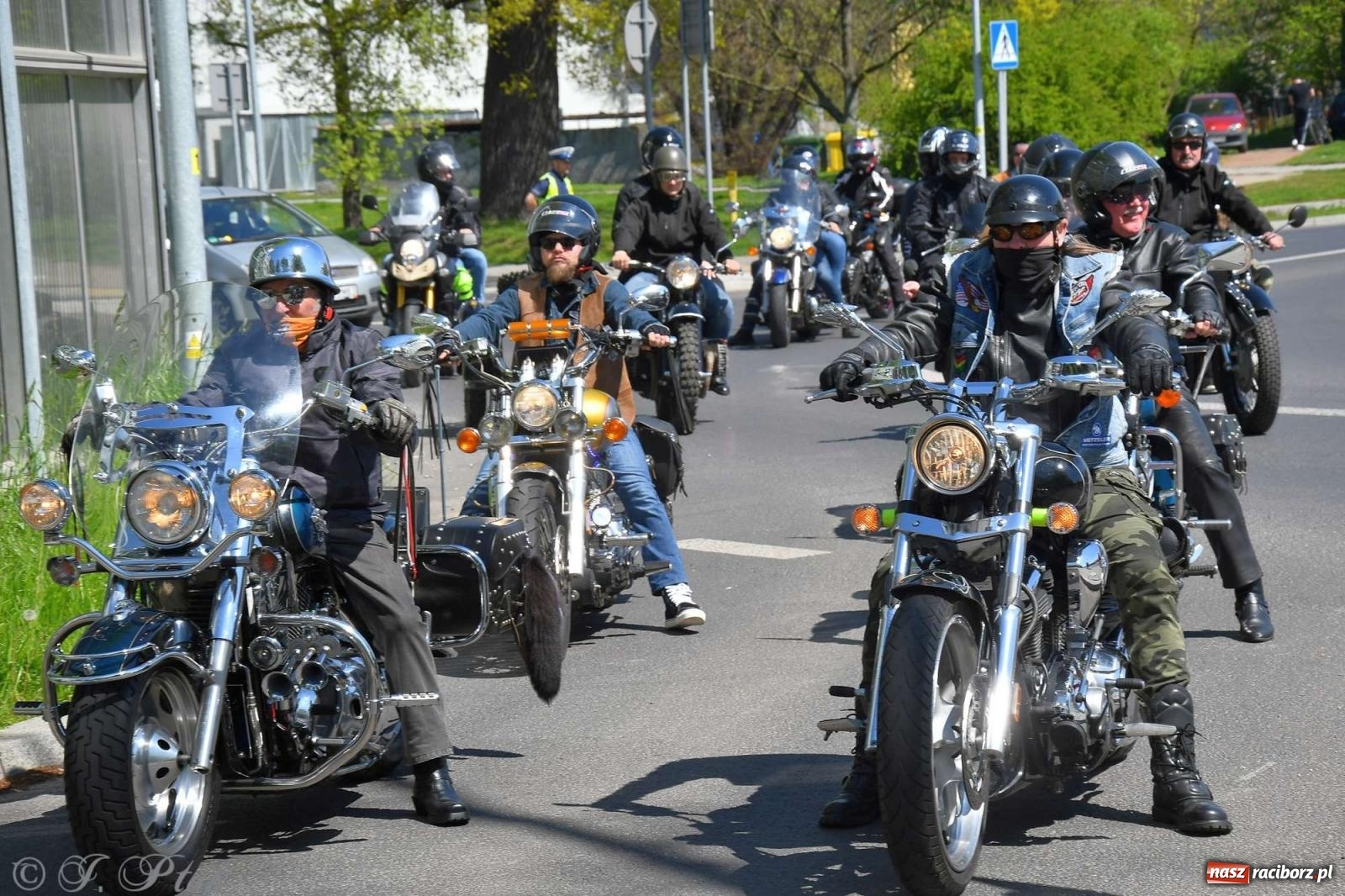 Zdjęcie w galerii na portalu naszraciborz.pl: Setki motocyklistów na ulicach Raciborza [FOTO] wiadomości z regionu