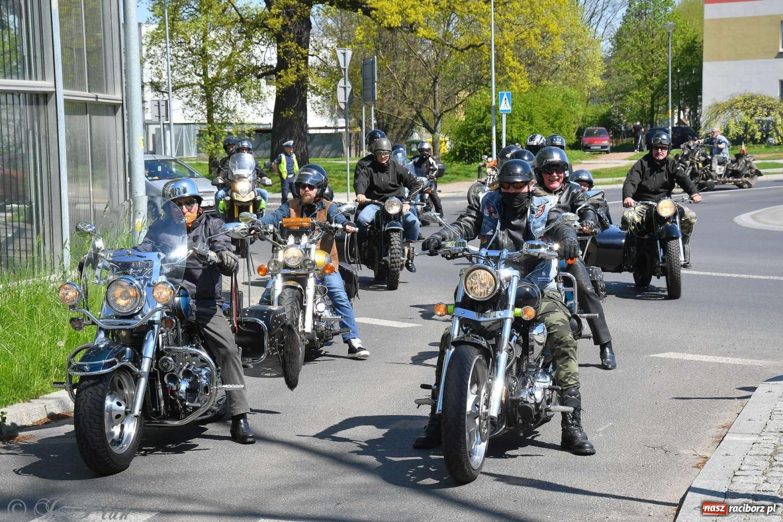 Zdjęcie w galerii na portalu naszraciborz.pl: Setki motocyklistów na ulicach Raciborza [FOTO] wiadomości z regionu