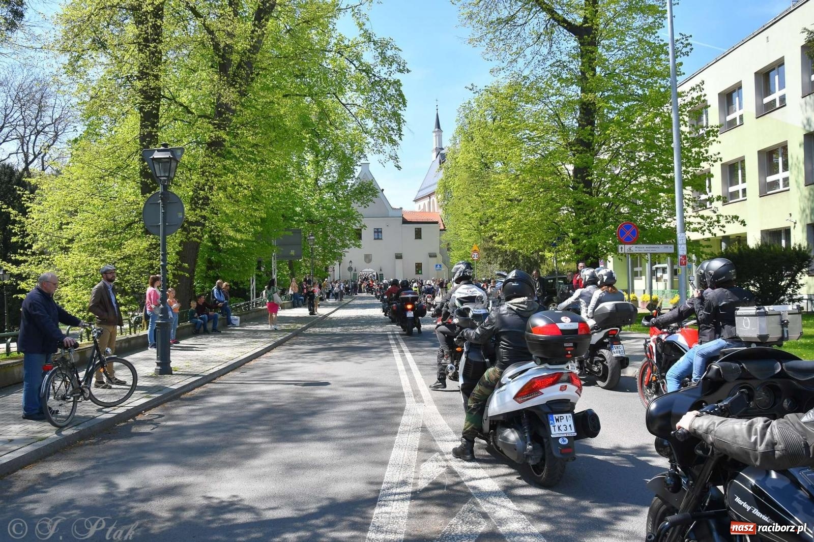 Zdjęcie w galerii na portalu naszraciborz.pl: Setki motocyklistów na ulicach Raciborza [FOTO] wiadomości z regionu