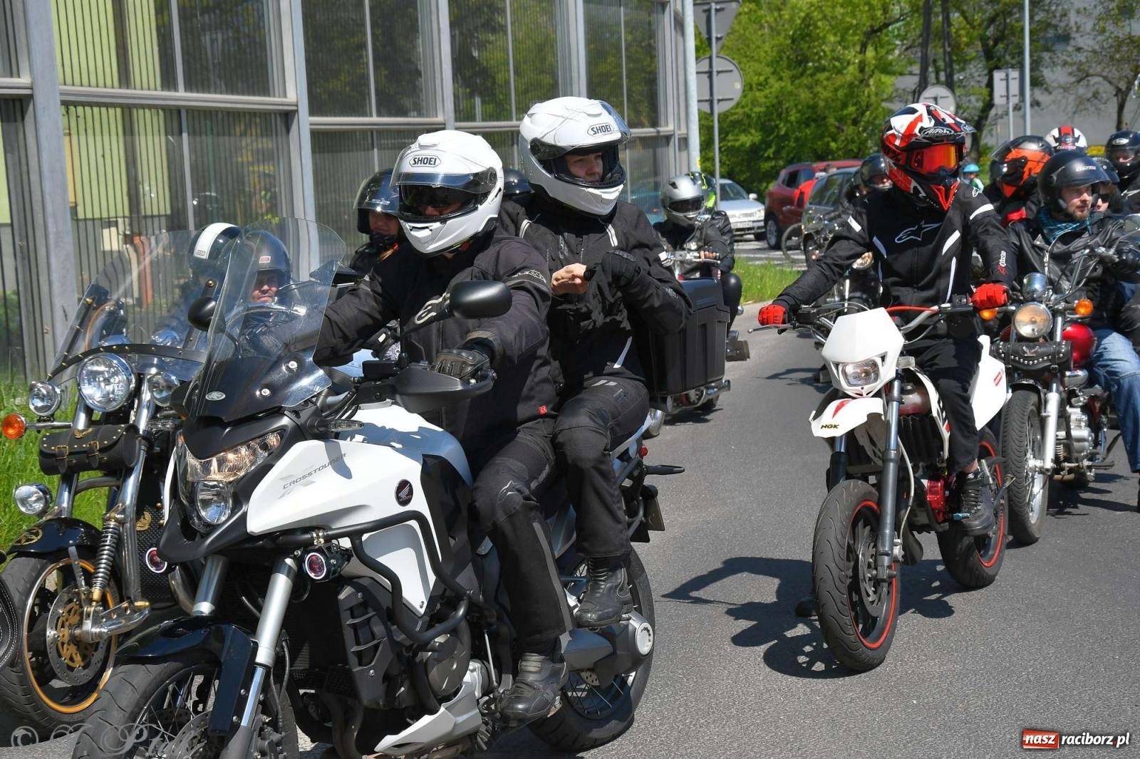 Zdjęcie w galerii na portalu naszraciborz.pl: Setki motocyklistów na ulicach Raciborza [FOTO] wiadomości z regionu