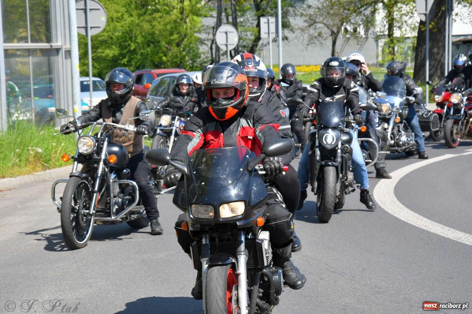 Zdjęcie w galerii na portalu naszraciborz.pl: Setki motocyklistów na ulicach Raciborza [FOTO] wiadomości z regionu
