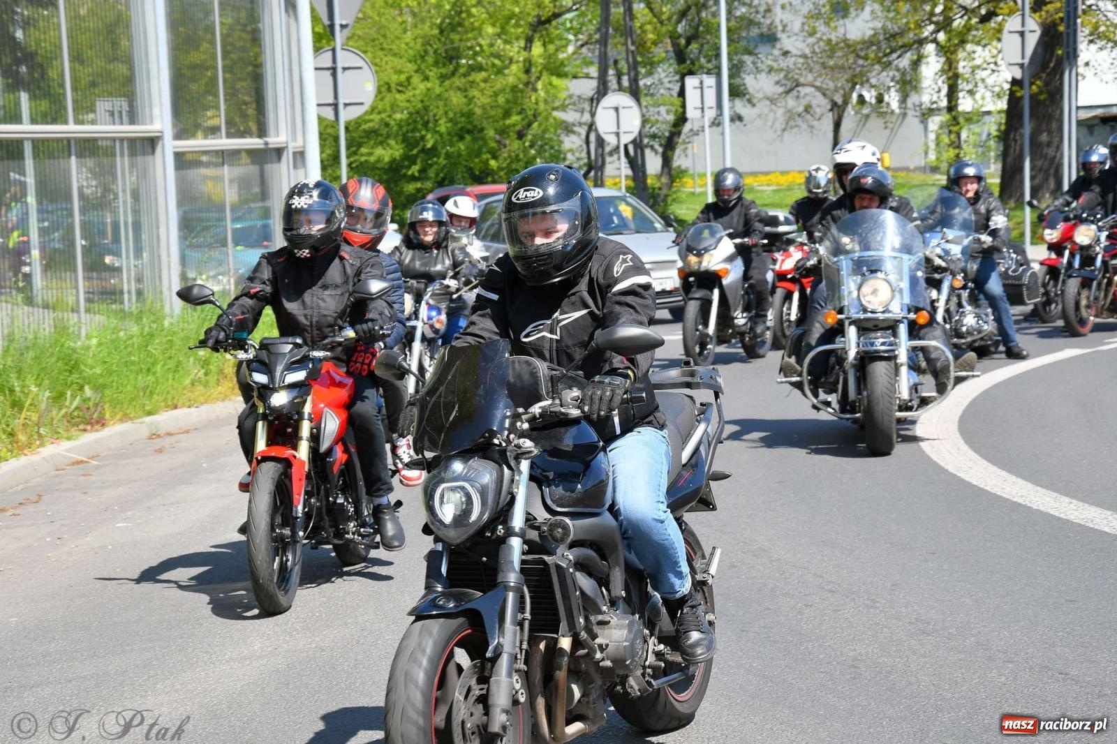Zdjęcie w galerii na portalu naszraciborz.pl: Setki motocyklistów na ulicach Raciborza [FOTO] wiadomości z regionu