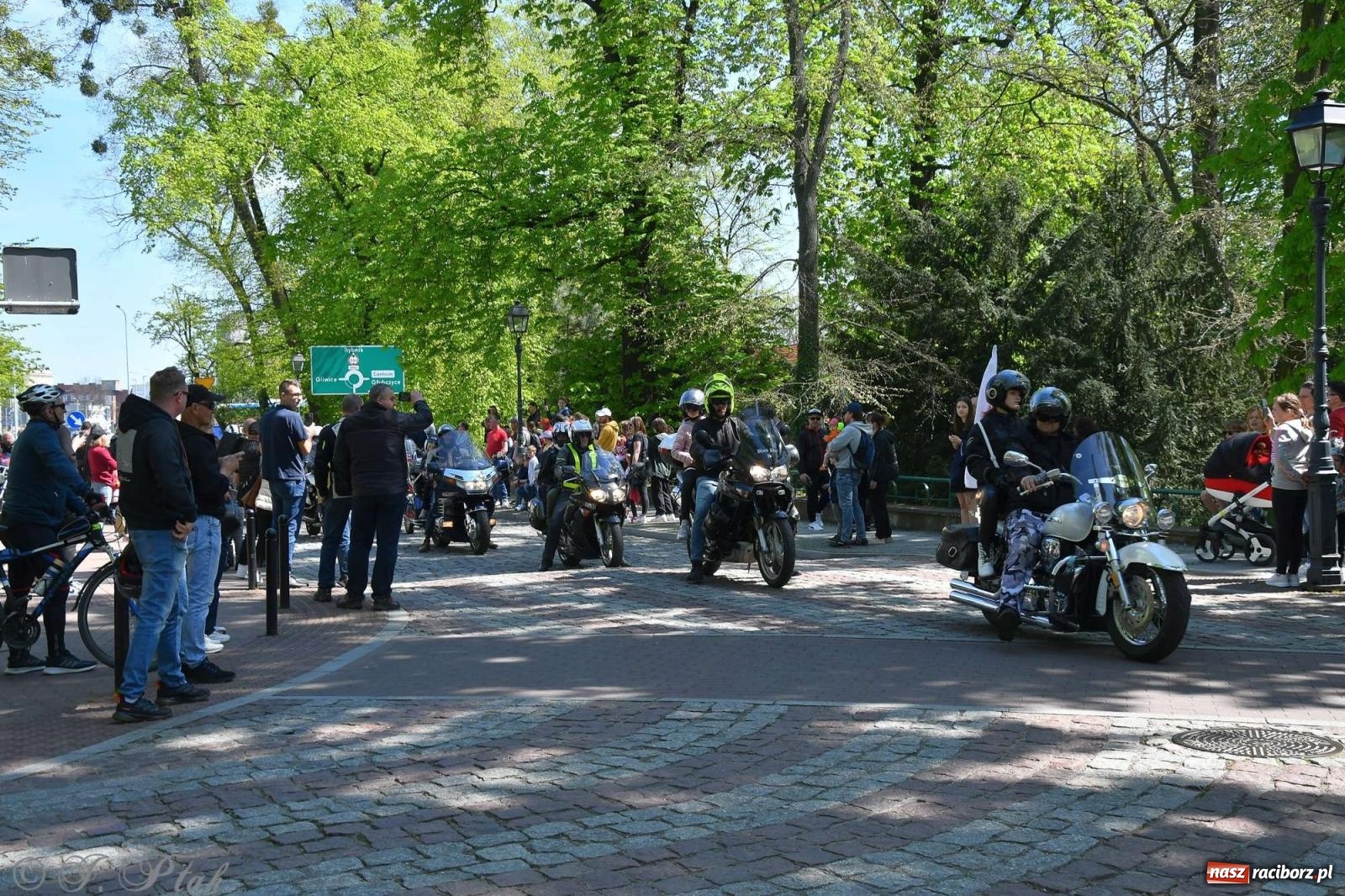 Zdjęcie w galerii na portalu naszraciborz.pl: Setki motocyklistów na ulicach Raciborza [FOTO] wiadomości z regionu
