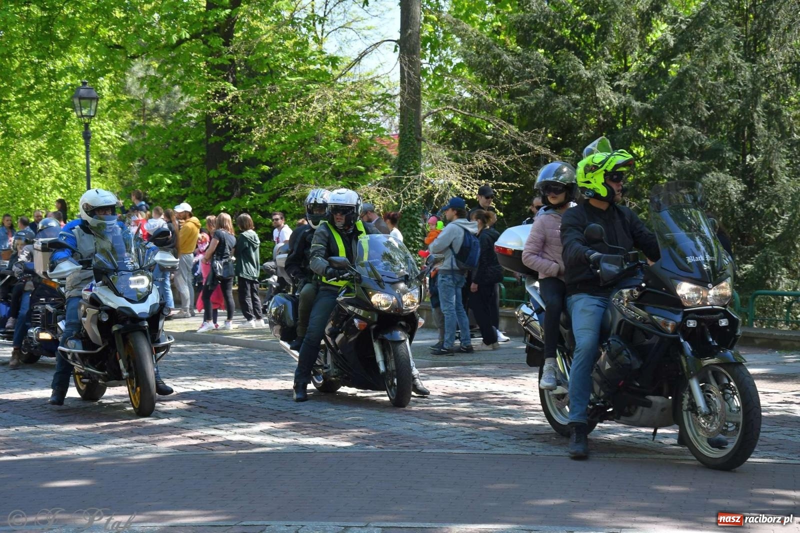 Zdjęcie w galerii na portalu naszraciborz.pl: Setki motocyklistów na ulicach Raciborza [FOTO] wiadomości z regionu