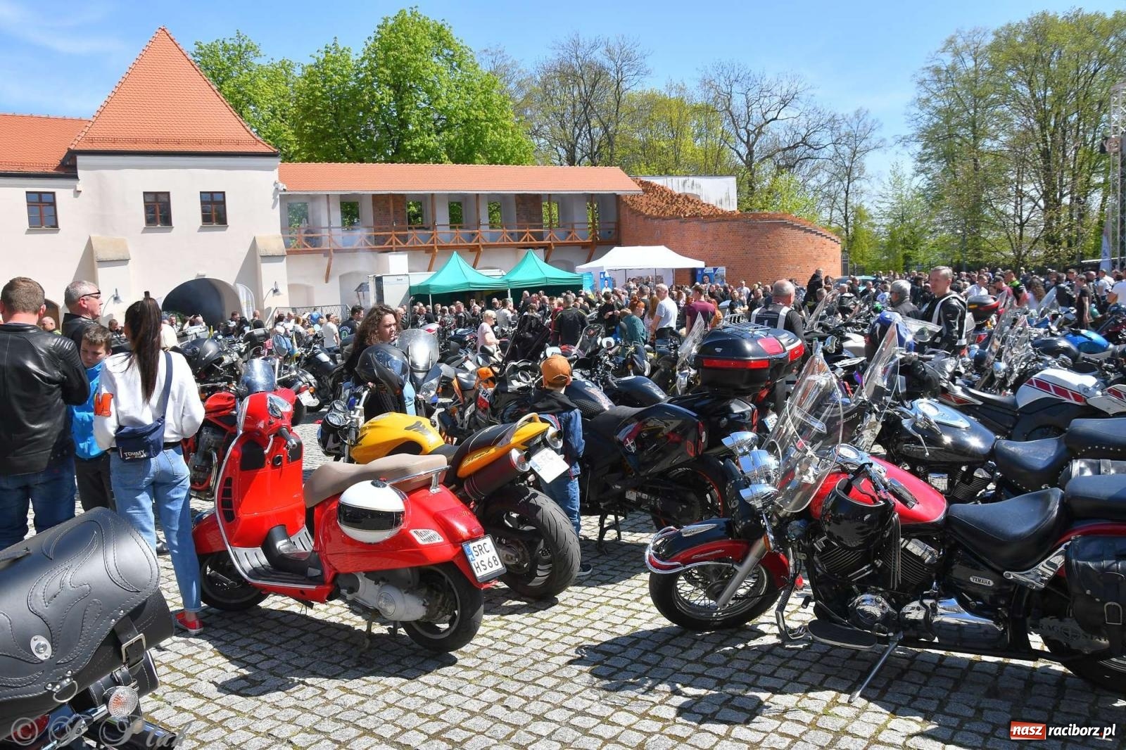 Zdjęcie w galerii na portalu naszraciborz.pl: Setki motocyklistów na ulicach Raciborza [FOTO] wiadomości z regionu