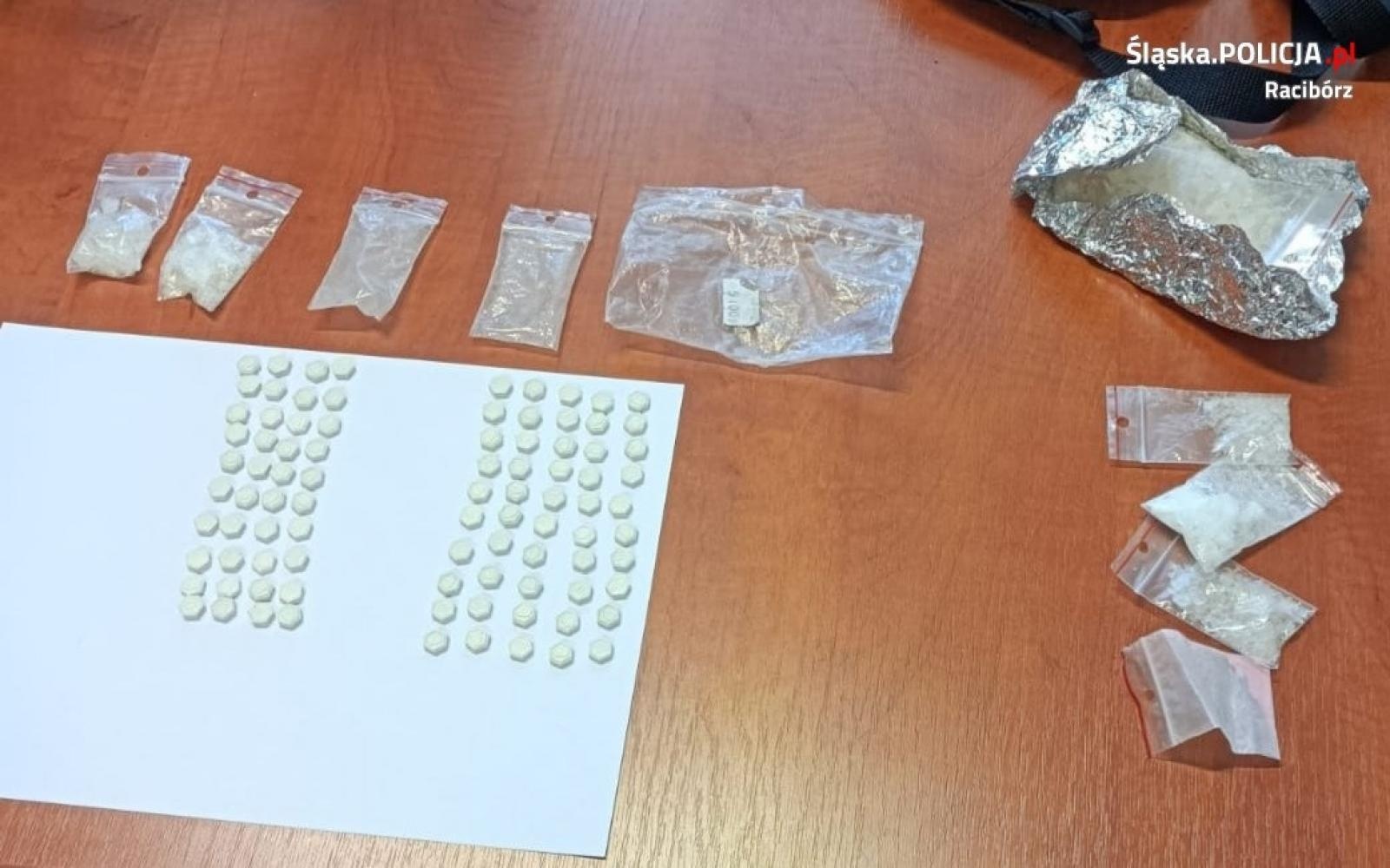 Zdjęcie w galerii na portalu naszraciborz.pl: Duże ilości narkotyków u 42-latka w Raciborzu wiadomości z regionu