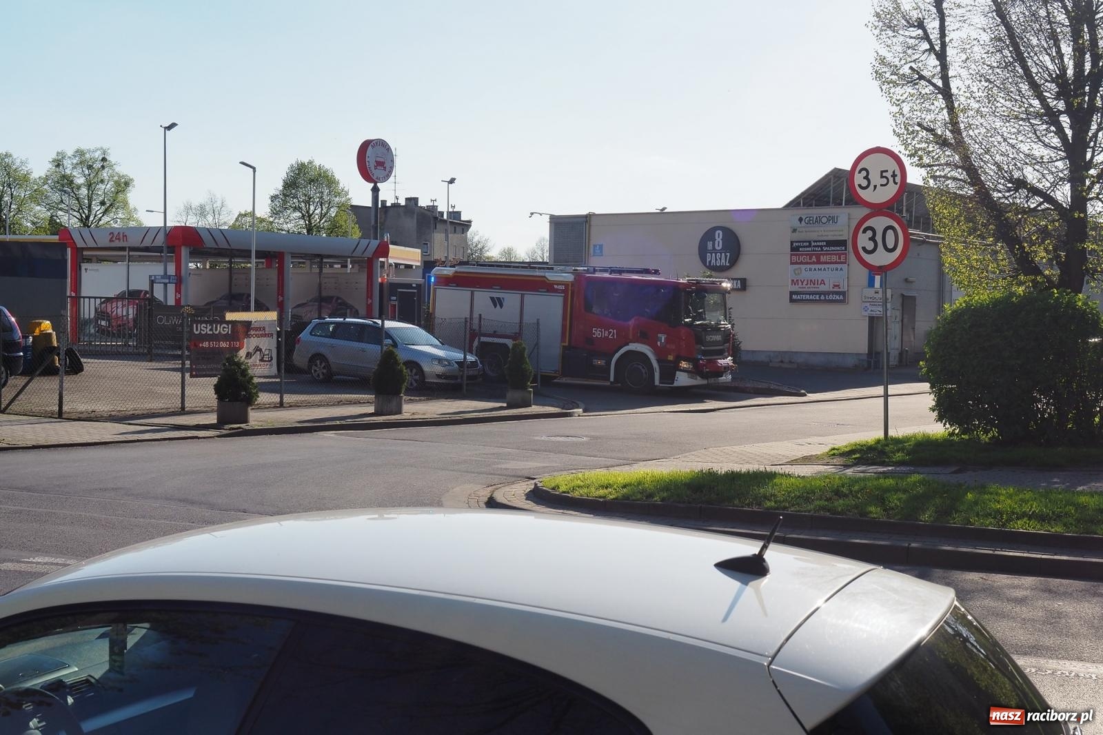 Zdjęcie w galerii na portalu naszraciborz.pl: Otwarcie mieszkania i alarm z czujki. Strażackie interwencje przy Katowickiej [FOTO] wiadomości z regionu