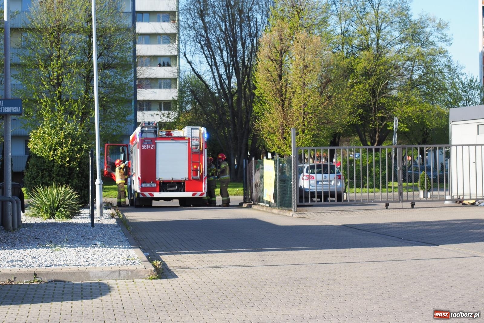Zdjęcie w galerii na portalu naszraciborz.pl: Otwarcie mieszkania i alarm z czujki. Strażackie interwencje przy Katowickiej [FOTO] wiadomości z regionu