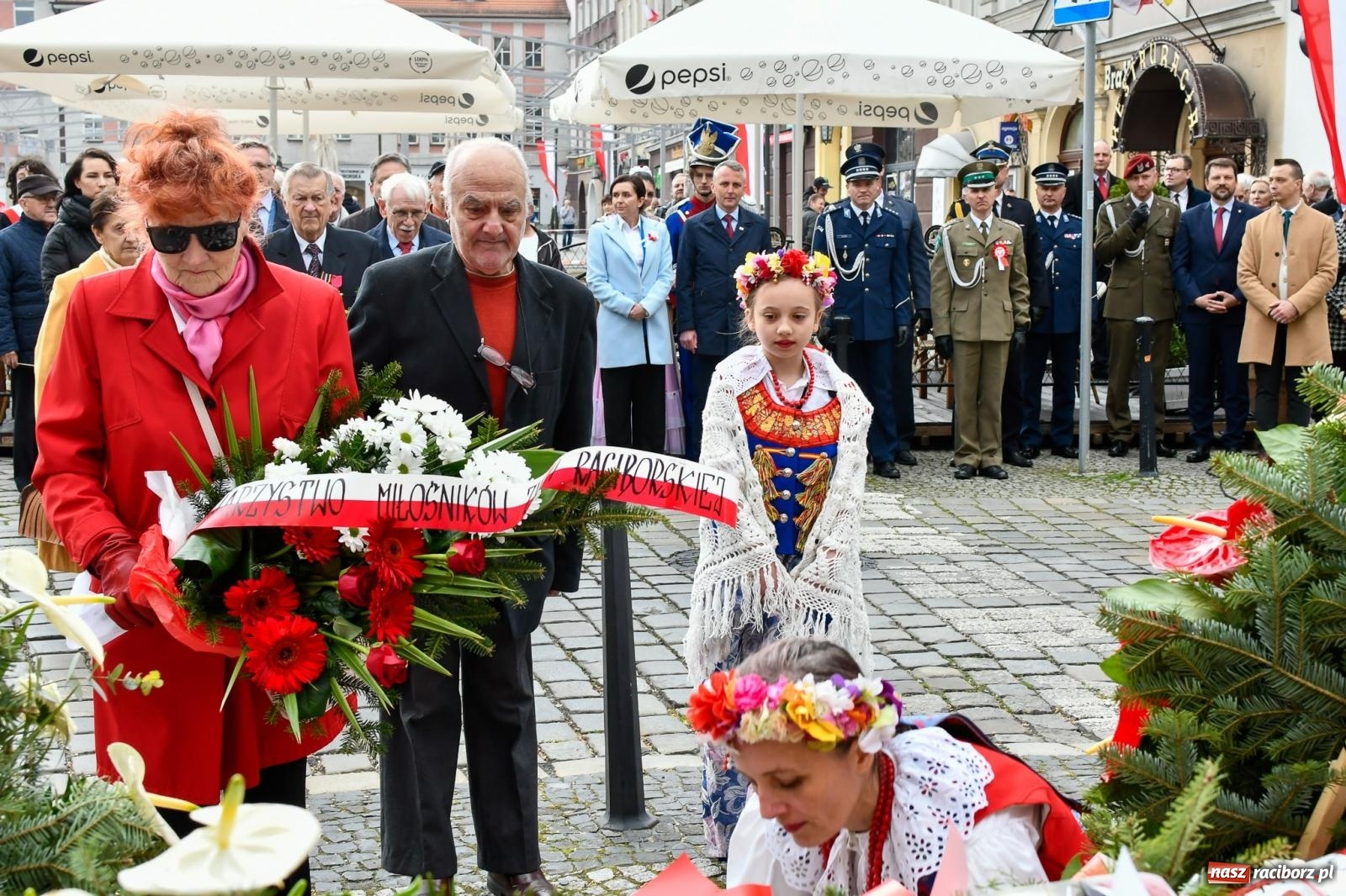 Zdjęcie w galerii na portalu naszraciborz.pl: Święto Narodowe Trzeciego Maja w Raciborzu [FOTO i WIDEO] wiadomości z regionu
