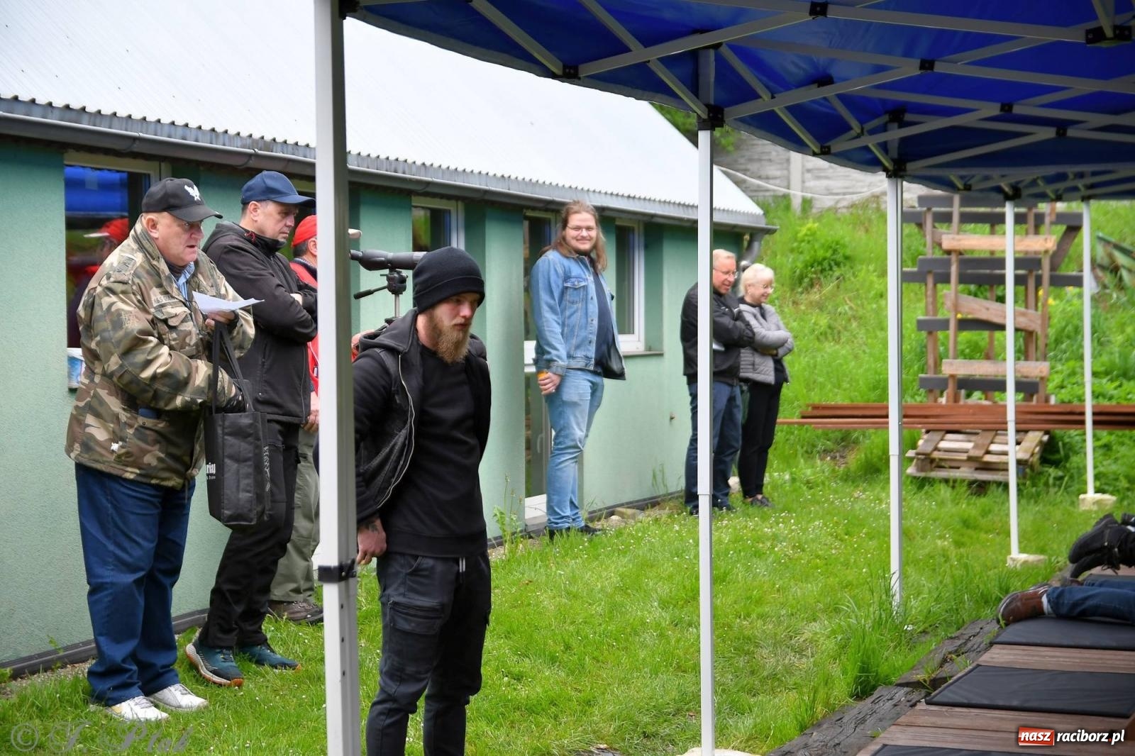 Zdjęcie w galerii na portalu naszraciborz.pl: Turniej strzelecki o Tarczę Konstytucji 3 Maja [FOTO i WIDEO] wiadomości z regionu