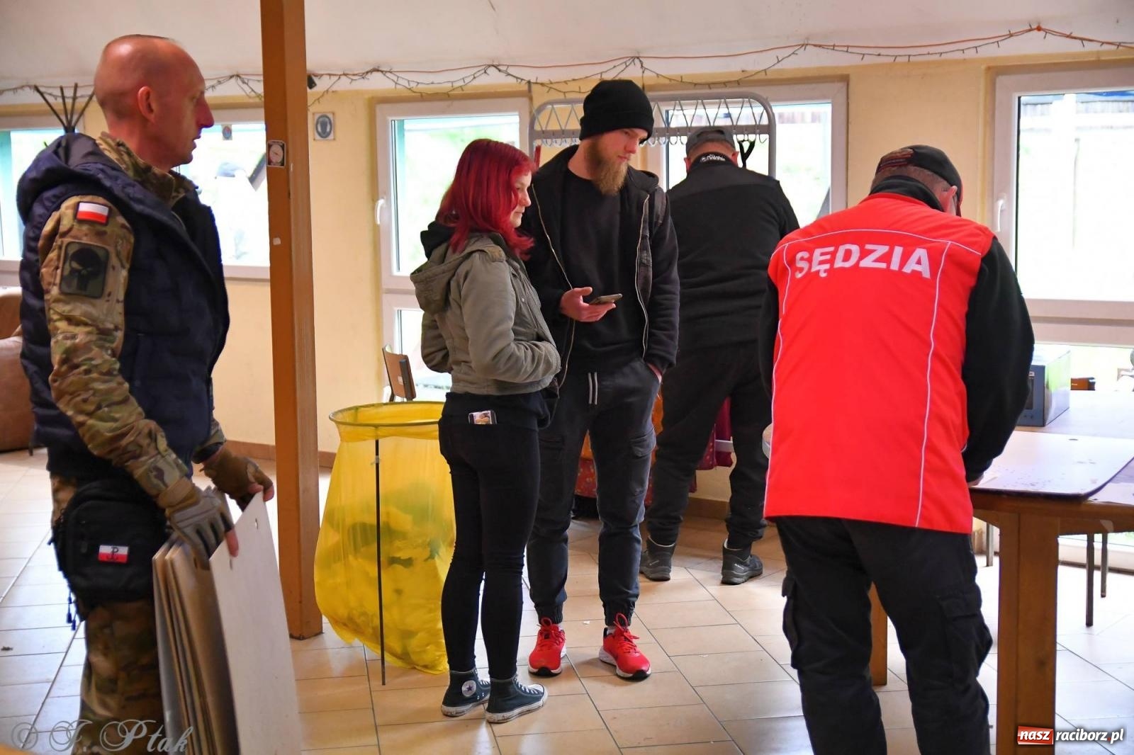 Zdjęcie w galerii na portalu naszraciborz.pl: Turniej strzelecki o Tarczę Konstytucji 3 Maja [FOTO i WIDEO] wiadomości z regionu