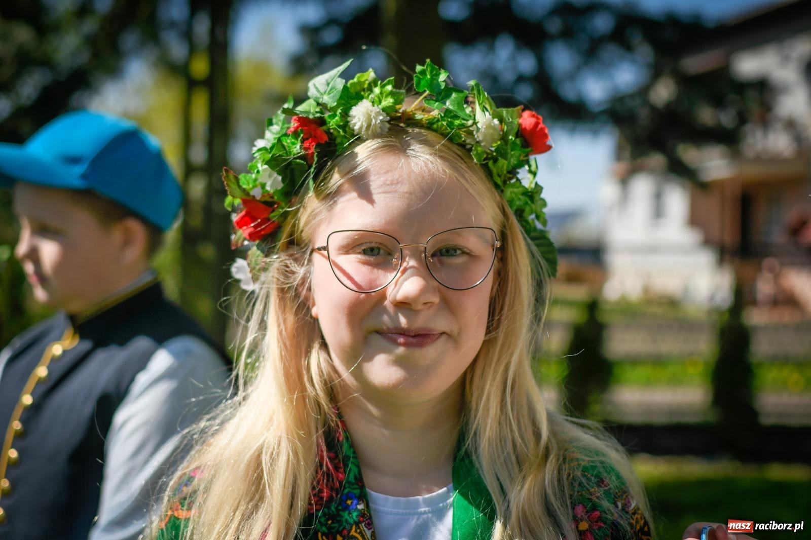 Zdjęcie w galerii na portalu naszraciborz.pl: Sołtys wymodlił słoneczną pogodę. Procesja na św. Floriana w Pogrzebieniu wiadomości z regionu