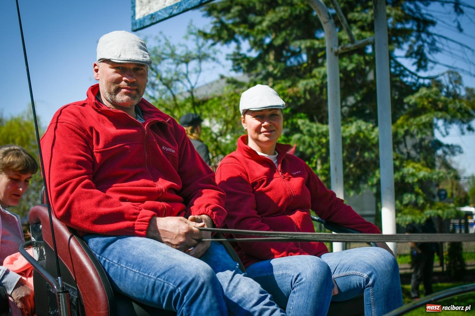 Zdjęcie w galerii na portalu naszraciborz.pl: Sołtys wymodlił słoneczną pogodę. Procesja na św. Floriana w Pogrzebieniu wiadomości z regionu