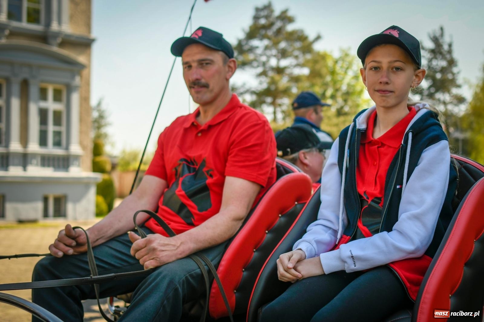 Zdjęcie w galerii na portalu naszraciborz.pl: Sołtys wymodlił słoneczną pogodę. Procesja na św. Floriana w Pogrzebieniu wiadomości z regionu