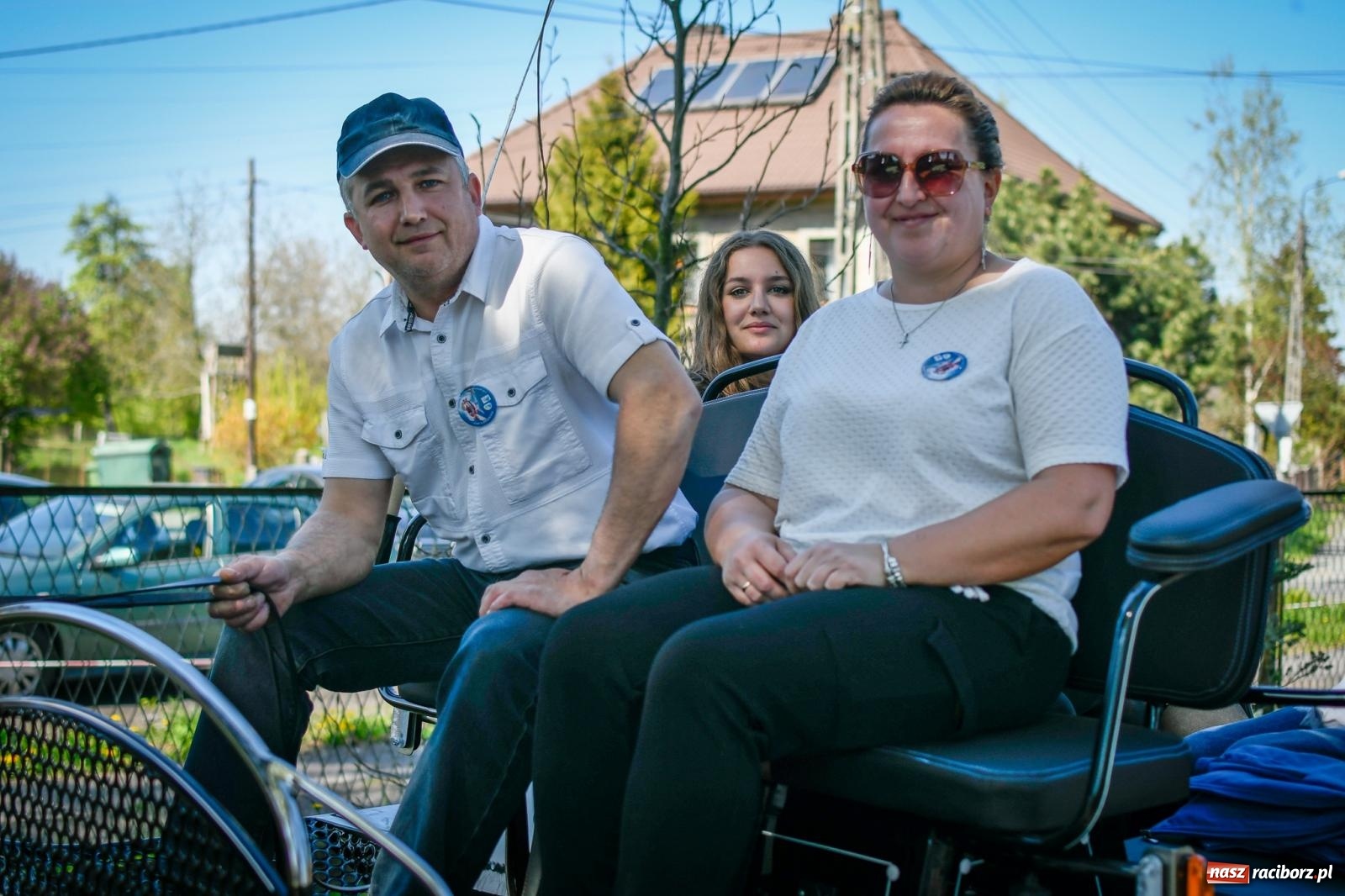 Zdjęcie w galerii na portalu naszraciborz.pl: Sołtys wymodlił słoneczną pogodę. Procesja na św. Floriana w Pogrzebieniu wiadomości z regionu