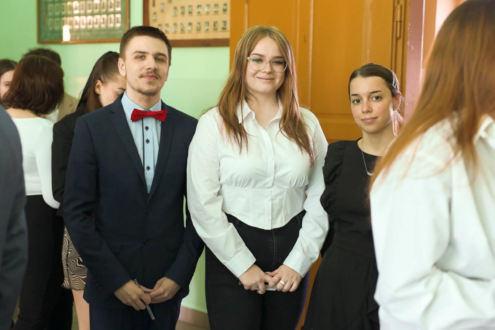Zdjęcie w galerii na portalu naszraciborz.pl: Matura w raciborskim Ekonomiku [FOTO] wiadomości z regionu