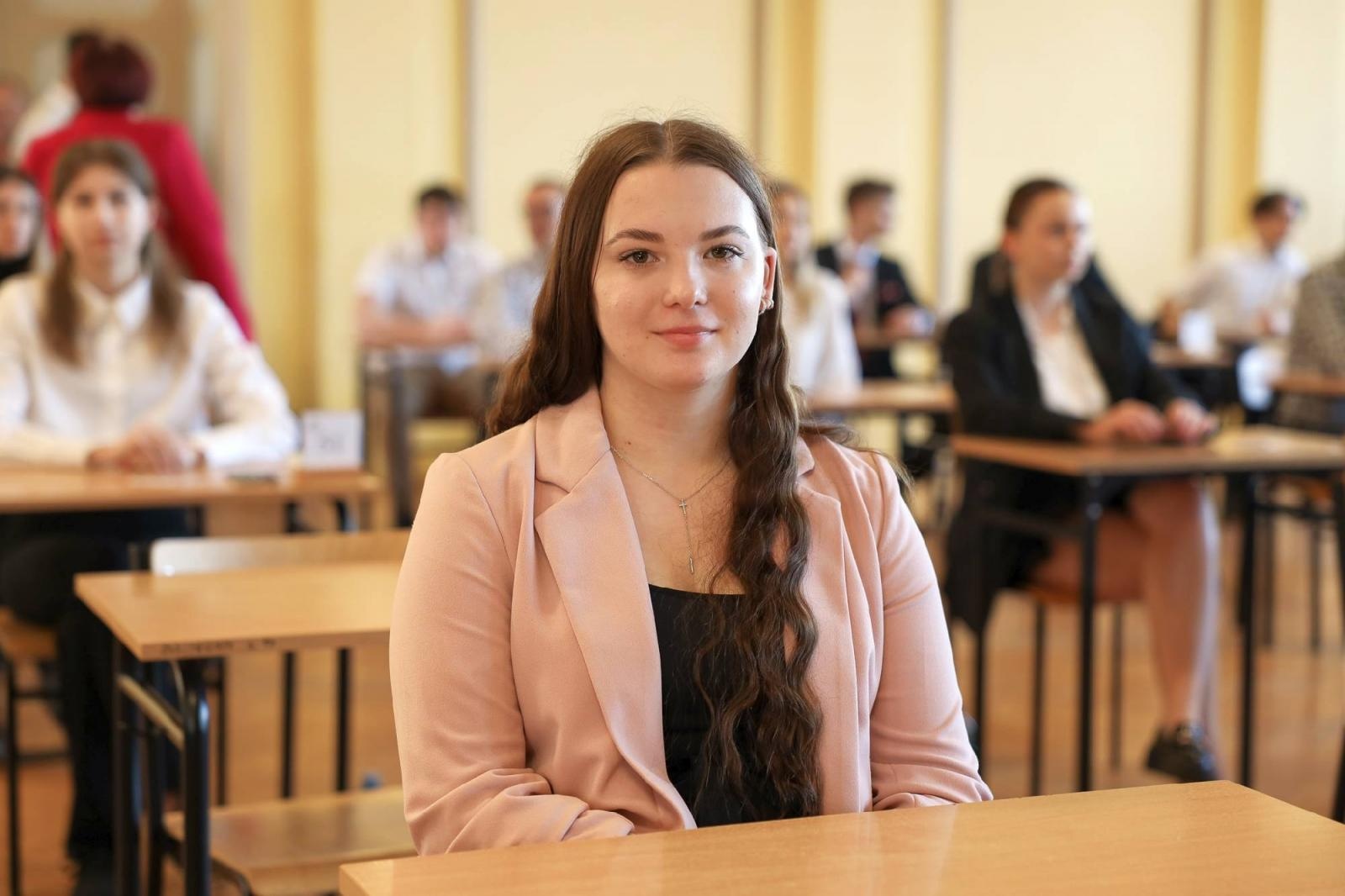 Zdjęcie w galerii na portalu naszraciborz.pl: Matura w raciborskim Ekonomiku [FOTO] wiadomości z regionu