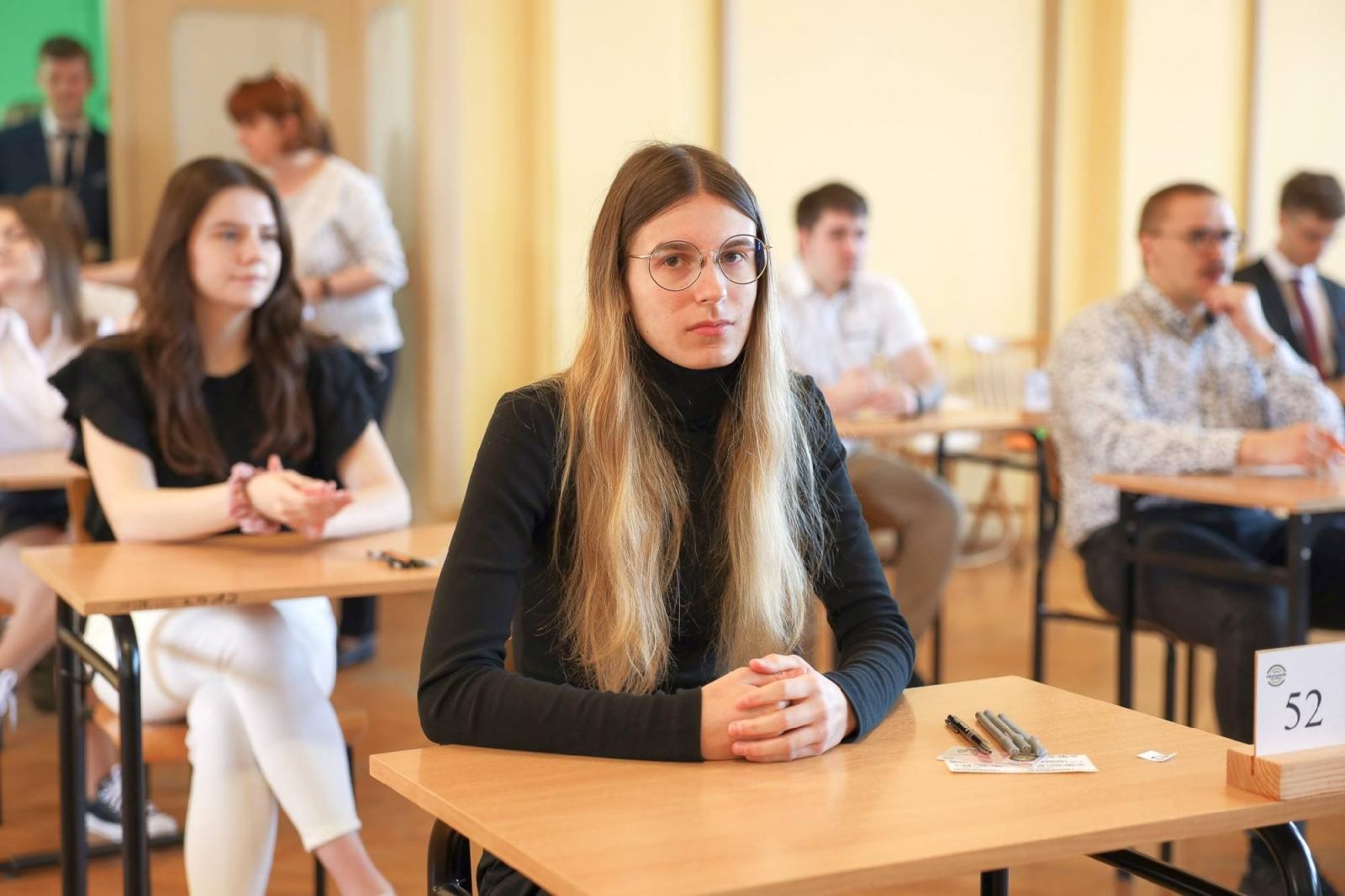 Zdjęcie w galerii na portalu naszraciborz.pl: Matura w raciborskim Ekonomiku [FOTO] wiadomości z regionu