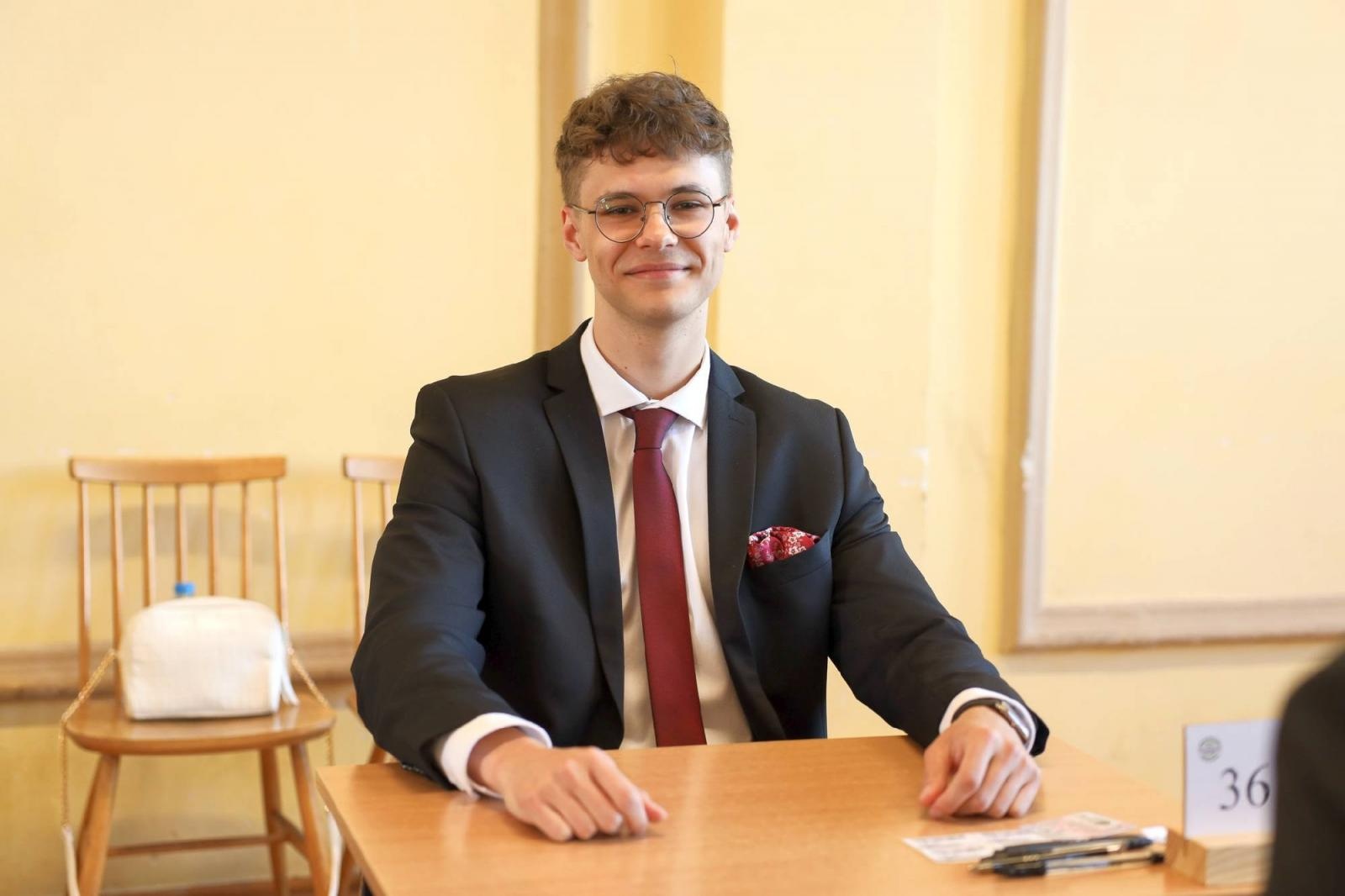 Zdjęcie w galerii na portalu naszraciborz.pl: Matura w raciborskim Ekonomiku [FOTO] wiadomości z regionu