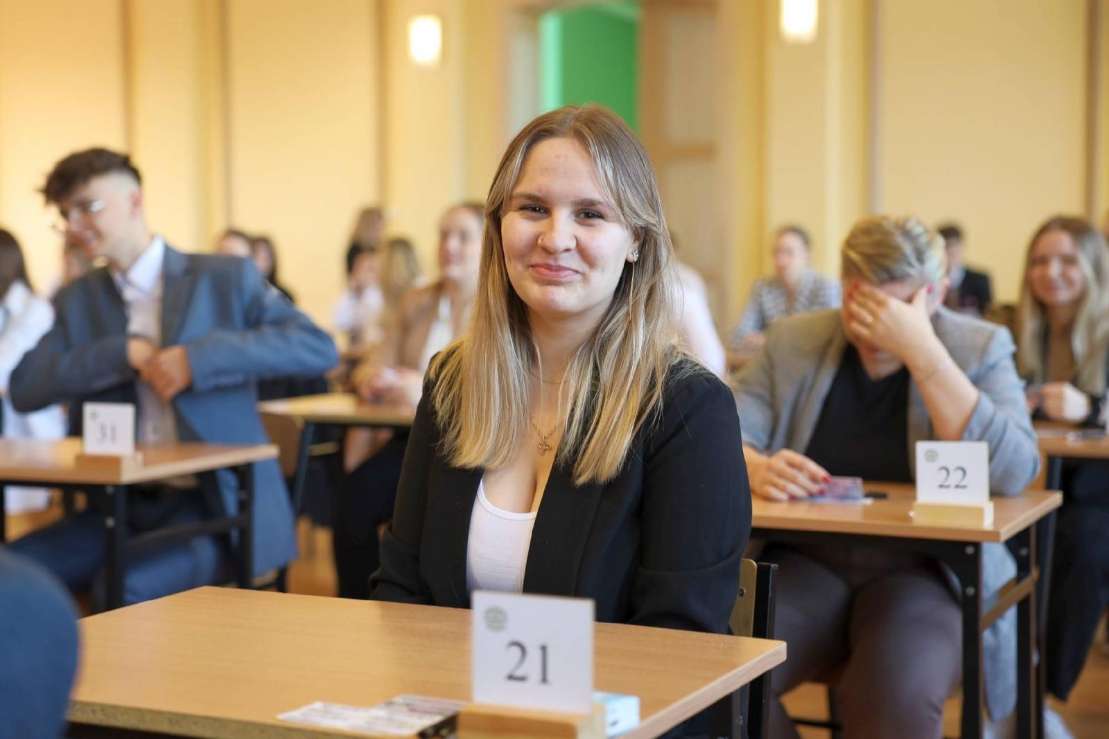 Zdjęcie w galerii na portalu naszraciborz.pl: Matura w raciborskim Ekonomiku [FOTO] wiadomości z regionu