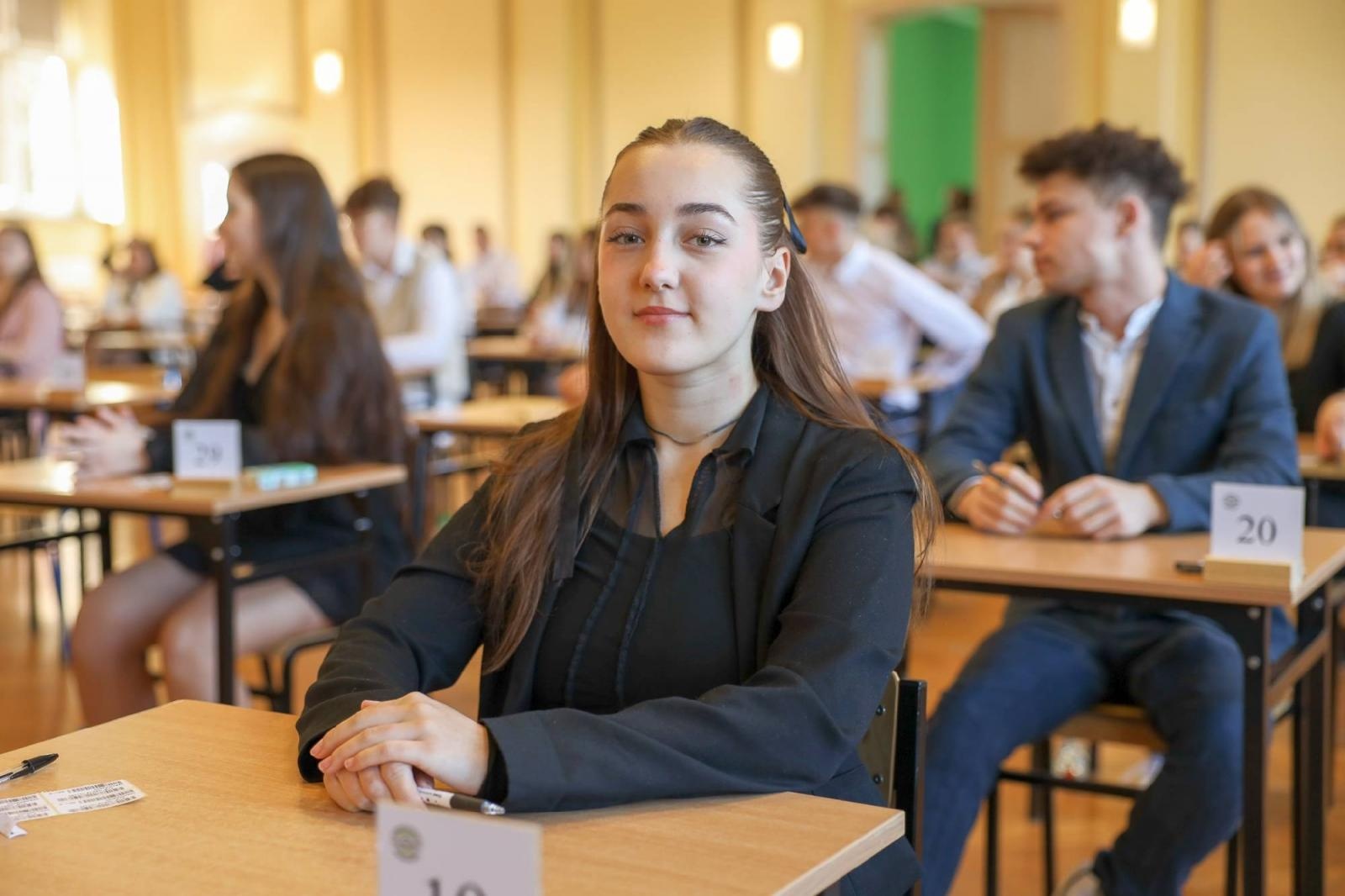 Zdjęcie w galerii na portalu naszraciborz.pl: Matura w raciborskim Ekonomiku [FOTO] wiadomości z regionu