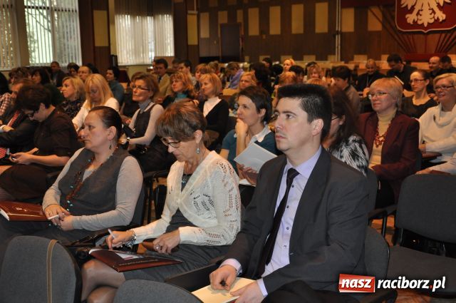 Zdjęcie w galerii na portalu naszraciborz.pl: Belfer on-line, czyli nowoczesny nauczyciel wiadomości z regionu