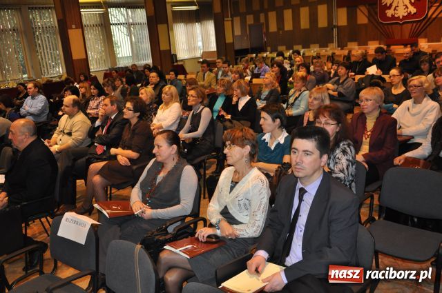 Zdjęcie w galerii na portalu naszraciborz.pl: Belfer on-line, czyli nowoczesny nauczyciel wiadomości z regionu