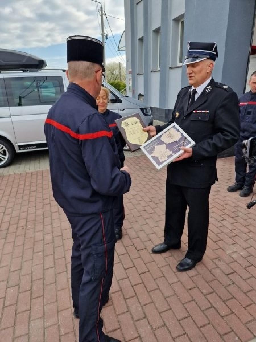 Zdjęcie w galerii na portalu naszraciborz.pl: Druhowie z Miedoni gościli strażaków z Francji wiadomości z regionu