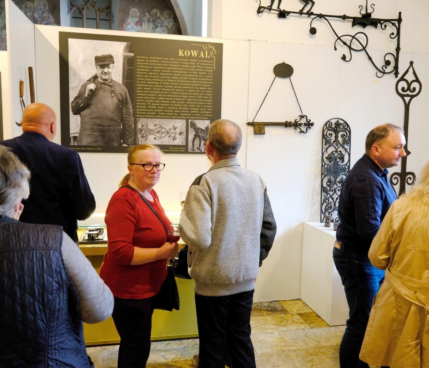 Zdjęcie w galerii na portalu naszraciborz.pl: Ginące zawody - w Muzeum otwarto nową wystawę wiadomości z regionu