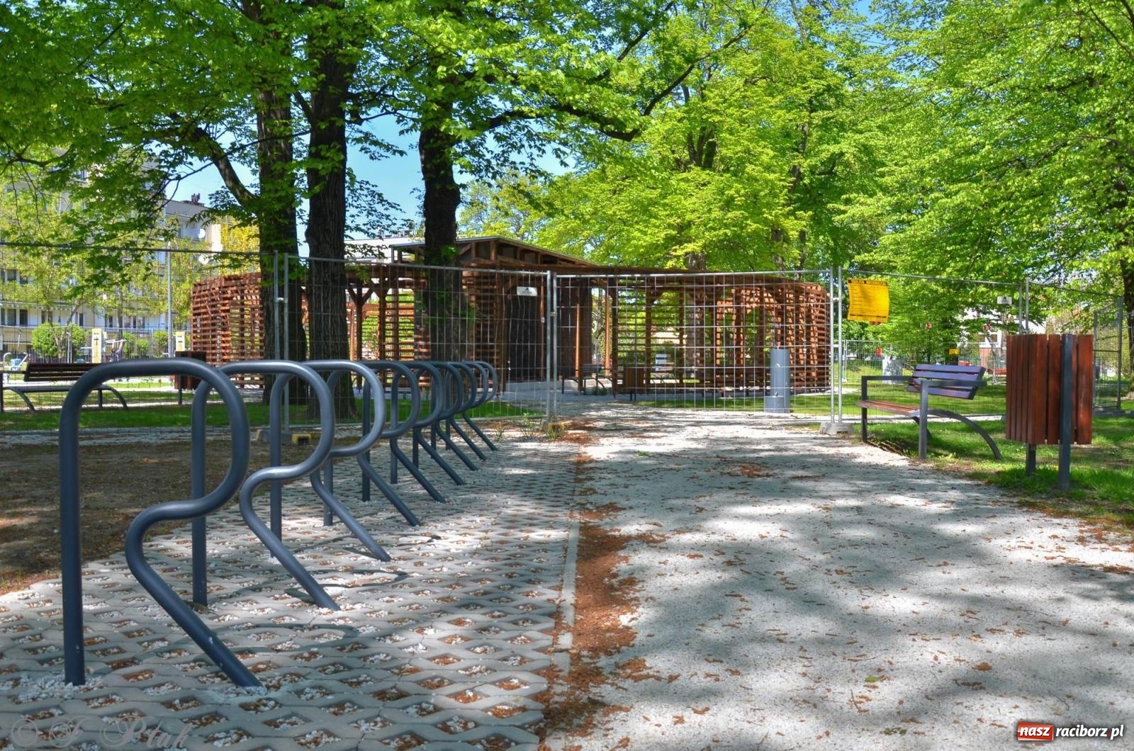 Zdjęcie w galerii na portalu naszraciborz.pl: Aerozol złudzeń. Tygodnik Polityka o oszustwie i wysypie tężni w Polsce wiadomości z regionu