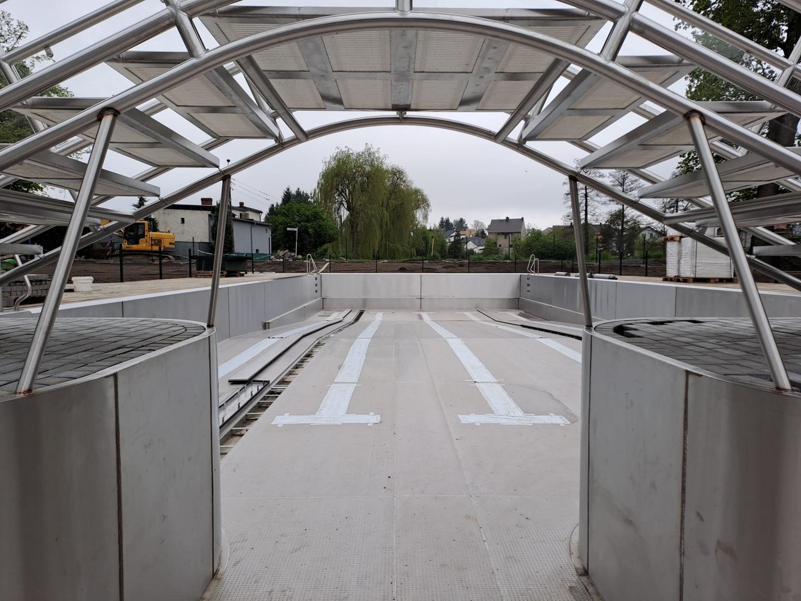 Zdjęcie w galerii na portalu naszraciborz.pl: Budowa nowoczesnego kąpieliska w Tworkowie na finiszu [FOTO] wiadomości z regionu