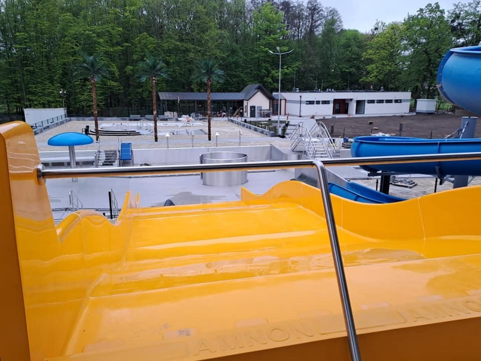 Zdjęcie w galerii na portalu naszraciborz.pl: Budowa nowoczesnego kąpieliska w Tworkowie na finiszu [FOTO] wiadomości z regionu