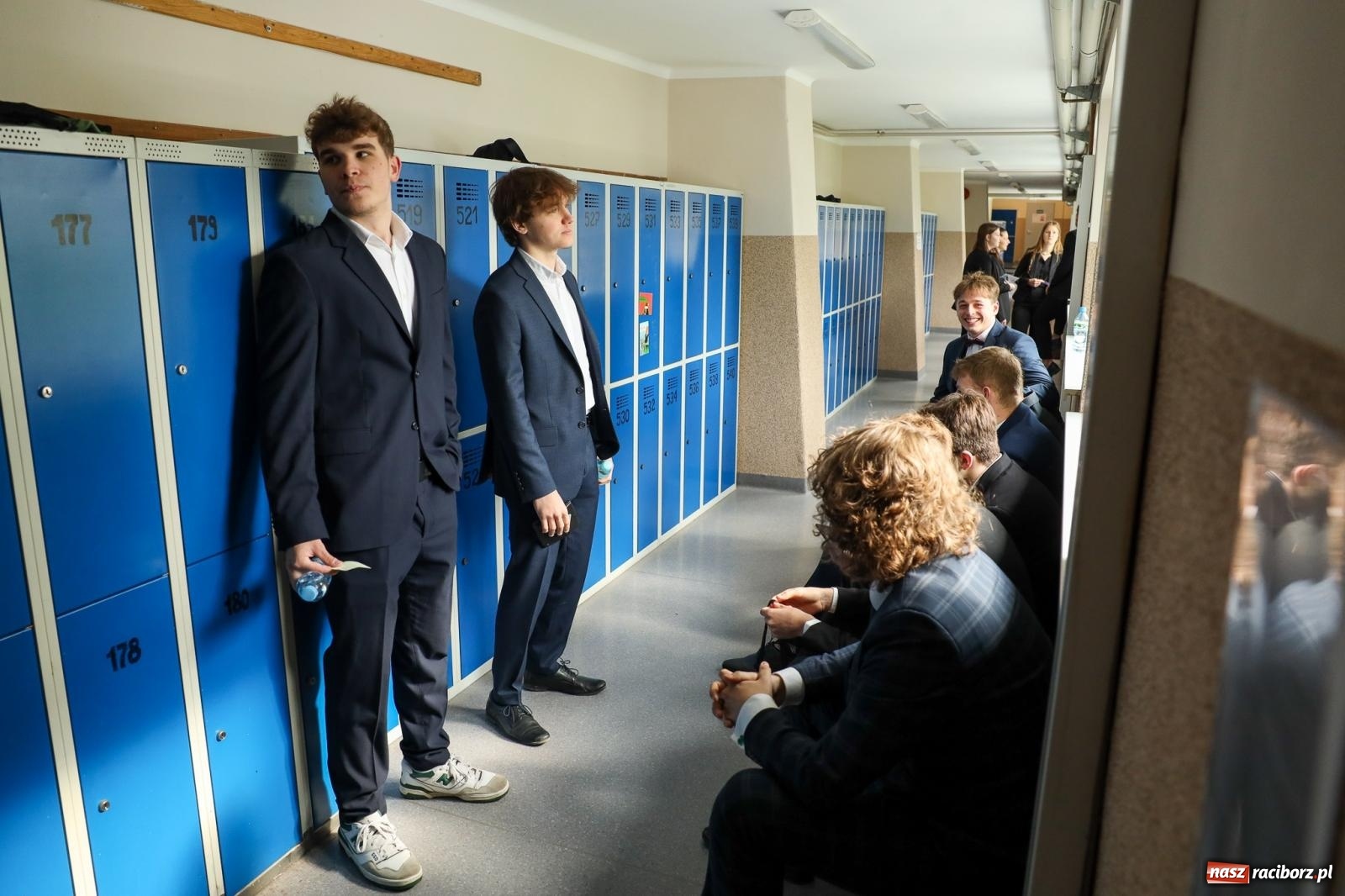 Zdjęcie w galerii na portalu naszraciborz.pl: Królowa nauk na maturze w II LO [FOTO] wiadomości z regionu